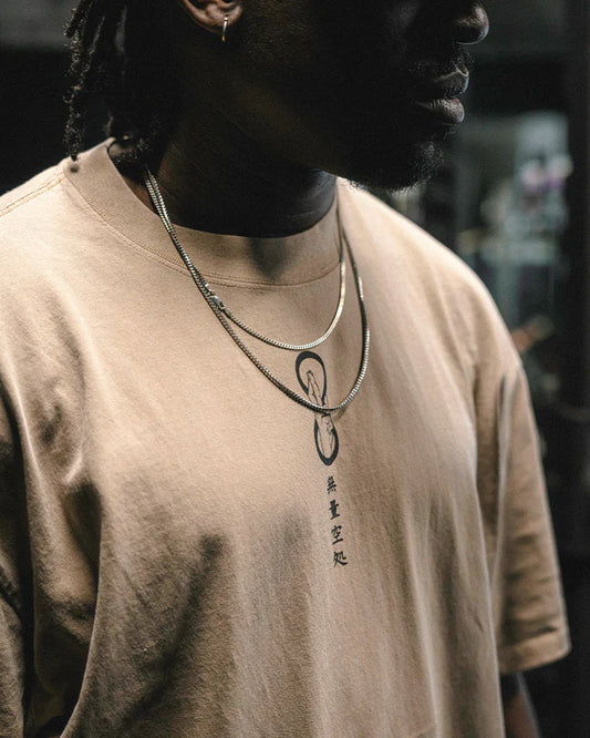 Gojo HONORED (Back) Oversized T-Shirt