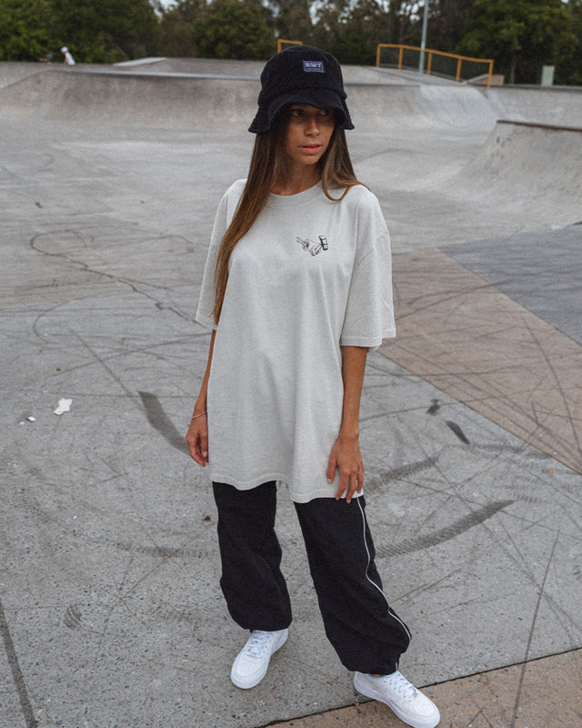 NOBARA - Oversized T-Shirt