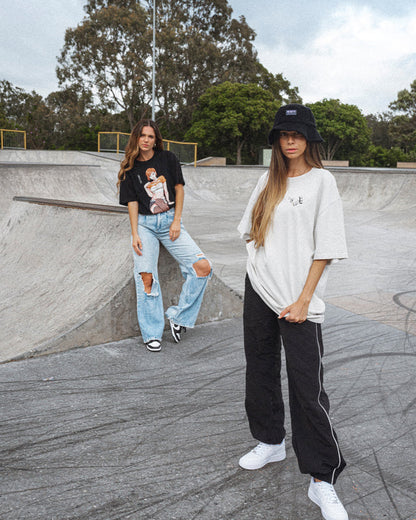 NOBARA - Oversized T-Shirt