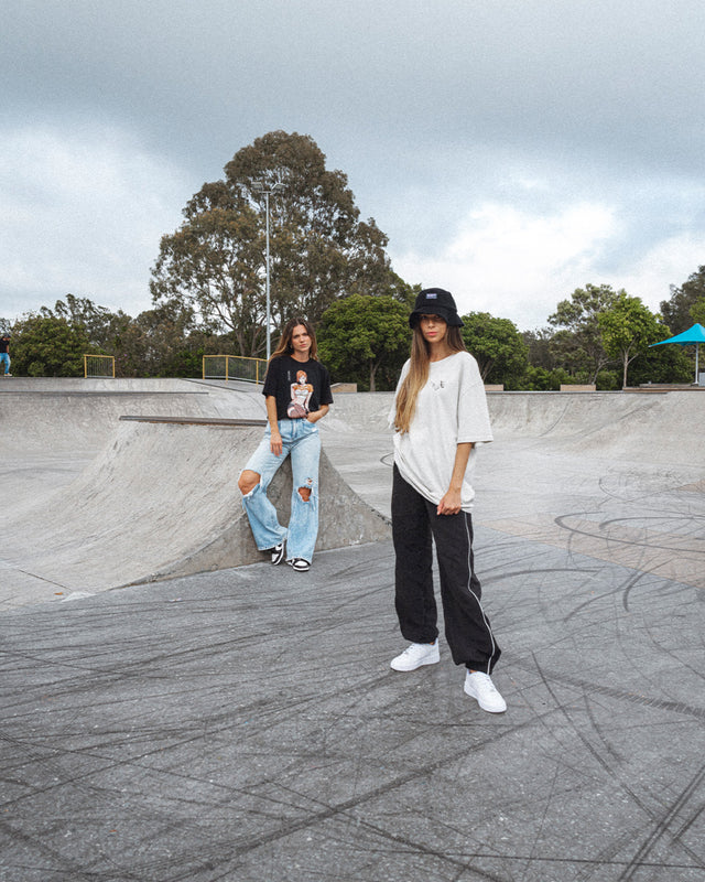 NOBARA - Oversized T-Shirt