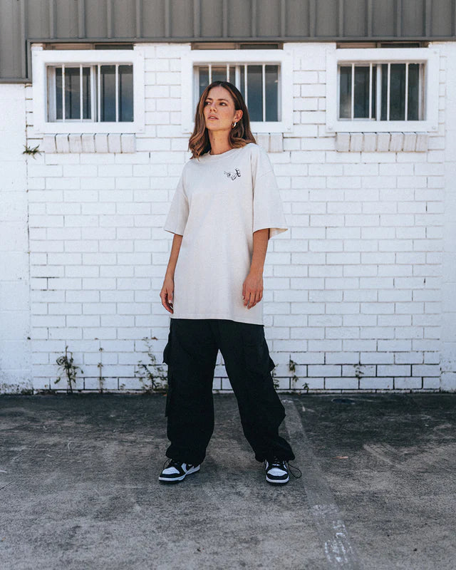 NOBARA - Oversized T-Shirt