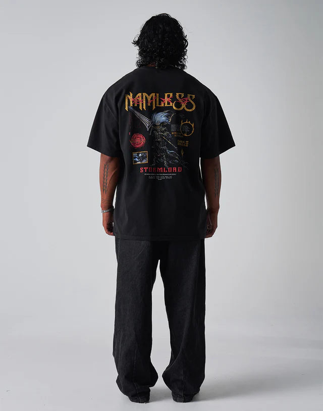 Nameless King - Oversized T-Shirt