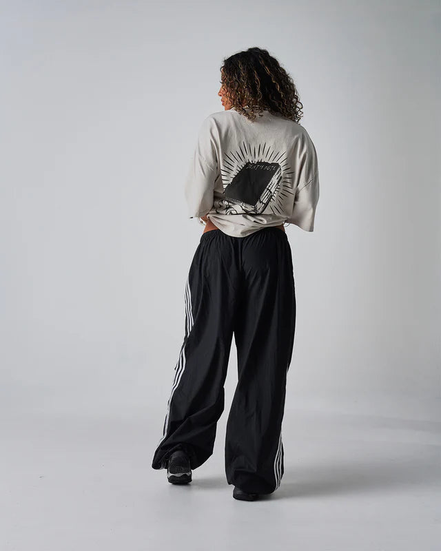 Murder Weapon - Oversized T-Shirt
