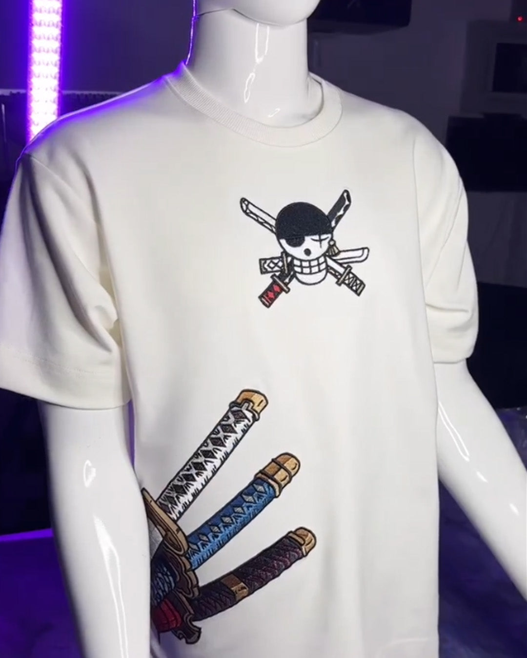 ZORO Ninja (Embroidery Oversize) T-Shirt